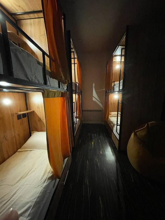 Flats Hostel Астана Экстерьер фото