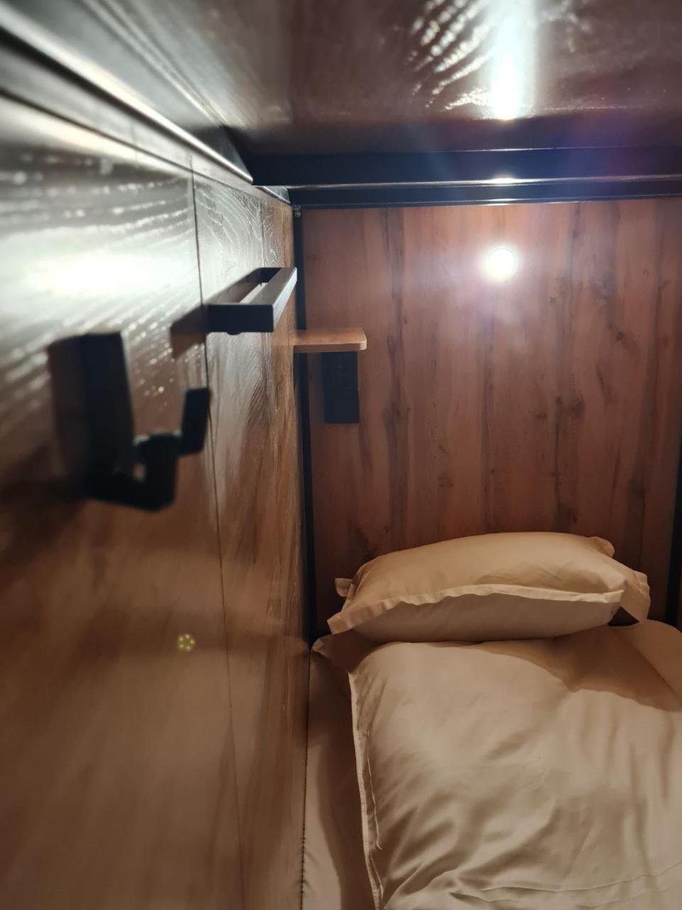 Flats Hostel Астана Экстерьер фото